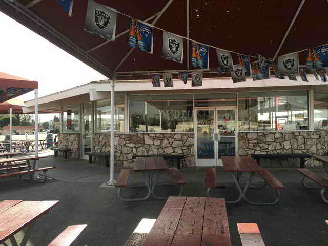 Paramount Twin Drive-In - 2016 Photo (newer photo)